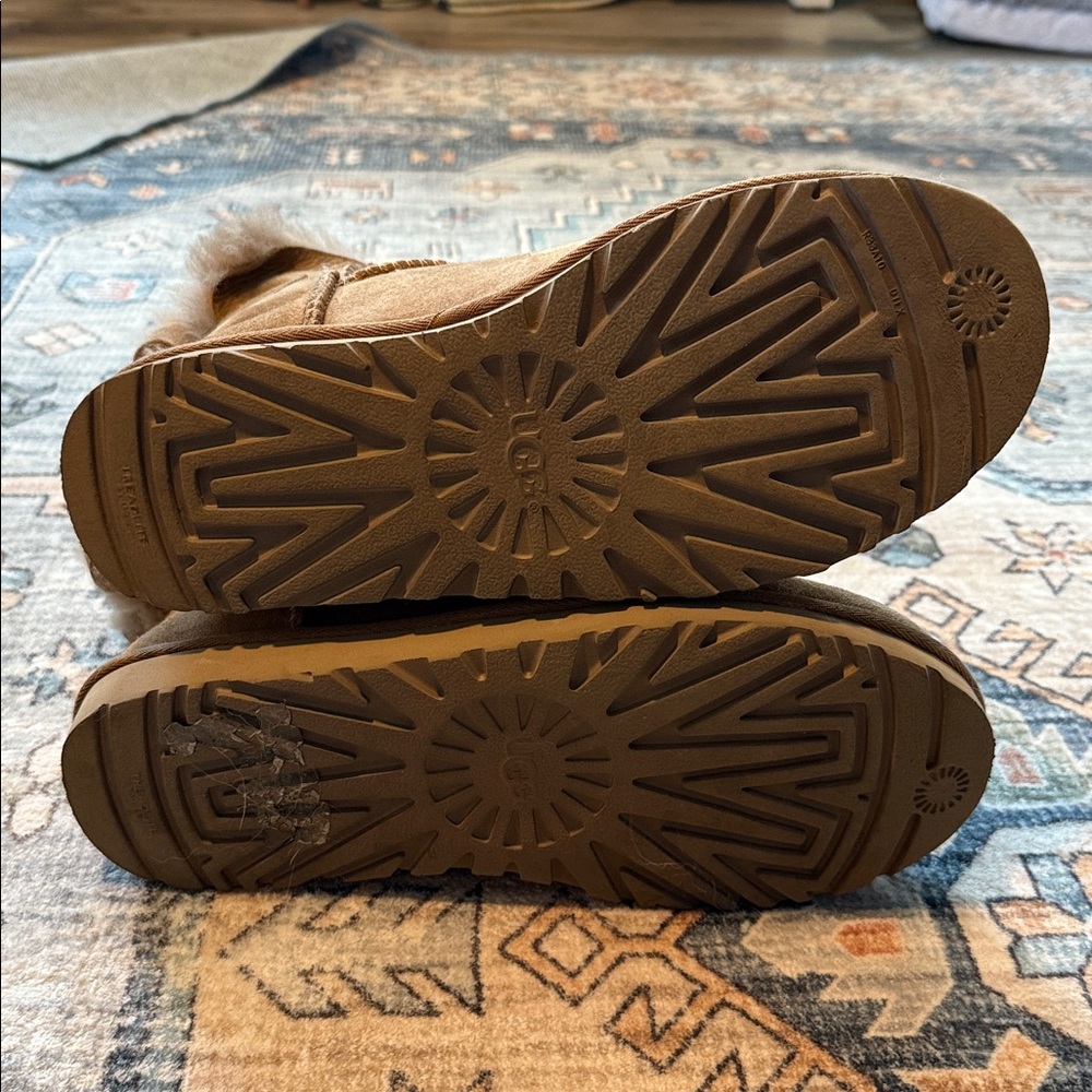 ugg boots size 10 - Picture 2 of 4